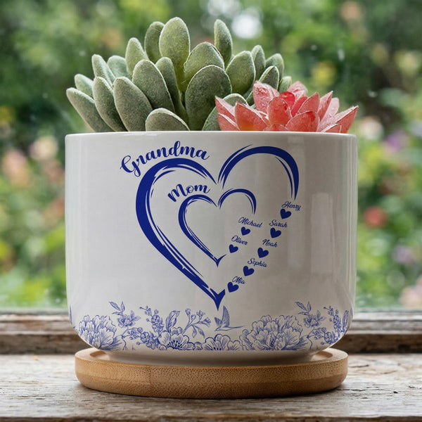Mom Grandma Hearts Custom Kids' Names - Personalized Ceramic Plant Pot